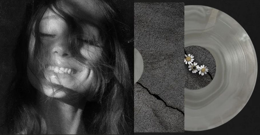 Ariana Grande - Petal [LP] exclusive cloudy gray colored vinyl *PRE-ORDER