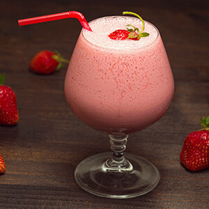 WHITE STRAWBERRY