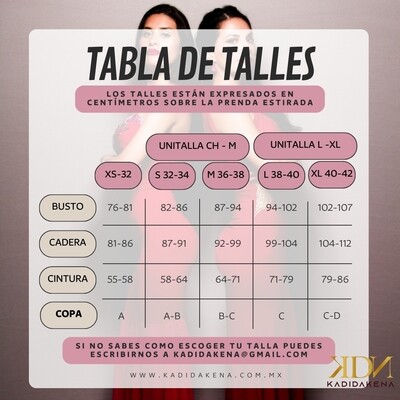 Vestido corto, manga caída y larga, escote en V. Ajuste a la cintura
