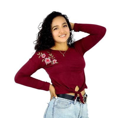 Blusa de manga larga con amarre al frente y cuello redondo
