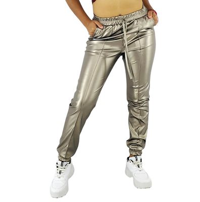 Pantalón de vinil para dama con elástico a la cintura y en el dobladillo