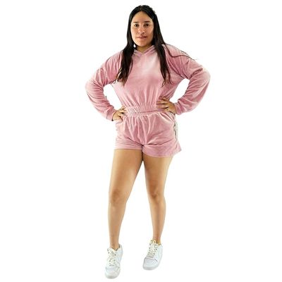 Conjunto casual, línea curvy, short y sudadera con gorro, terciopelo​.