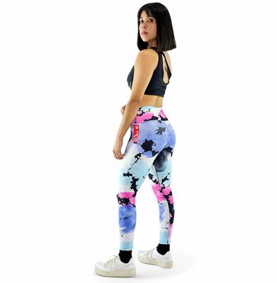 Leggins deportivo, ayuda al tono muscular, estampado acuarela