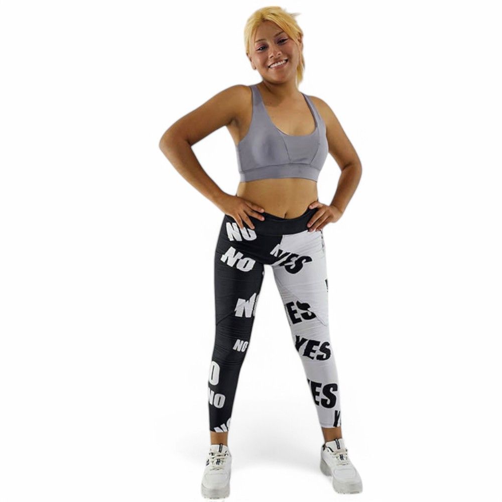 Leggins deportivo, ayuda al tono muscular, estampado letras bicolor
