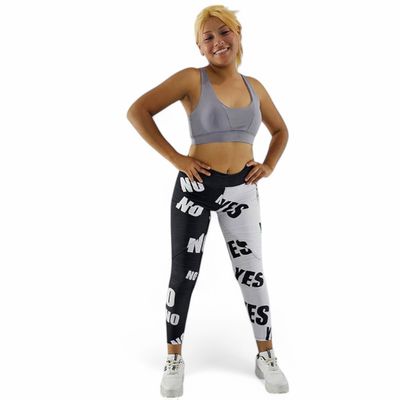 Leggins deportivo, ayuda al tono muscular, estampado letras bicolor