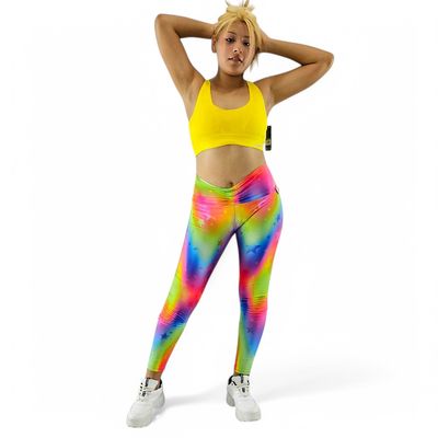 Leggins deportivo, ayuda al tono muscular, estampado acuarelas y estrellas