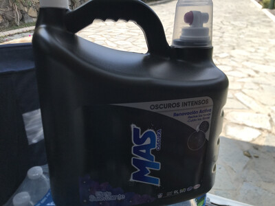 Mas Color Detergent for Dark Clothes   *