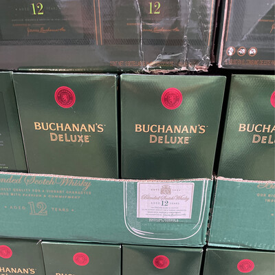 Buchanan&#39;s Whiskey 12 years 1L.   *