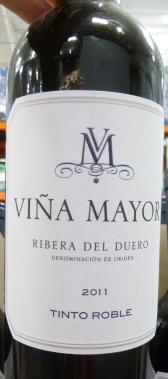Vina Mayor Roble Red Wine   *