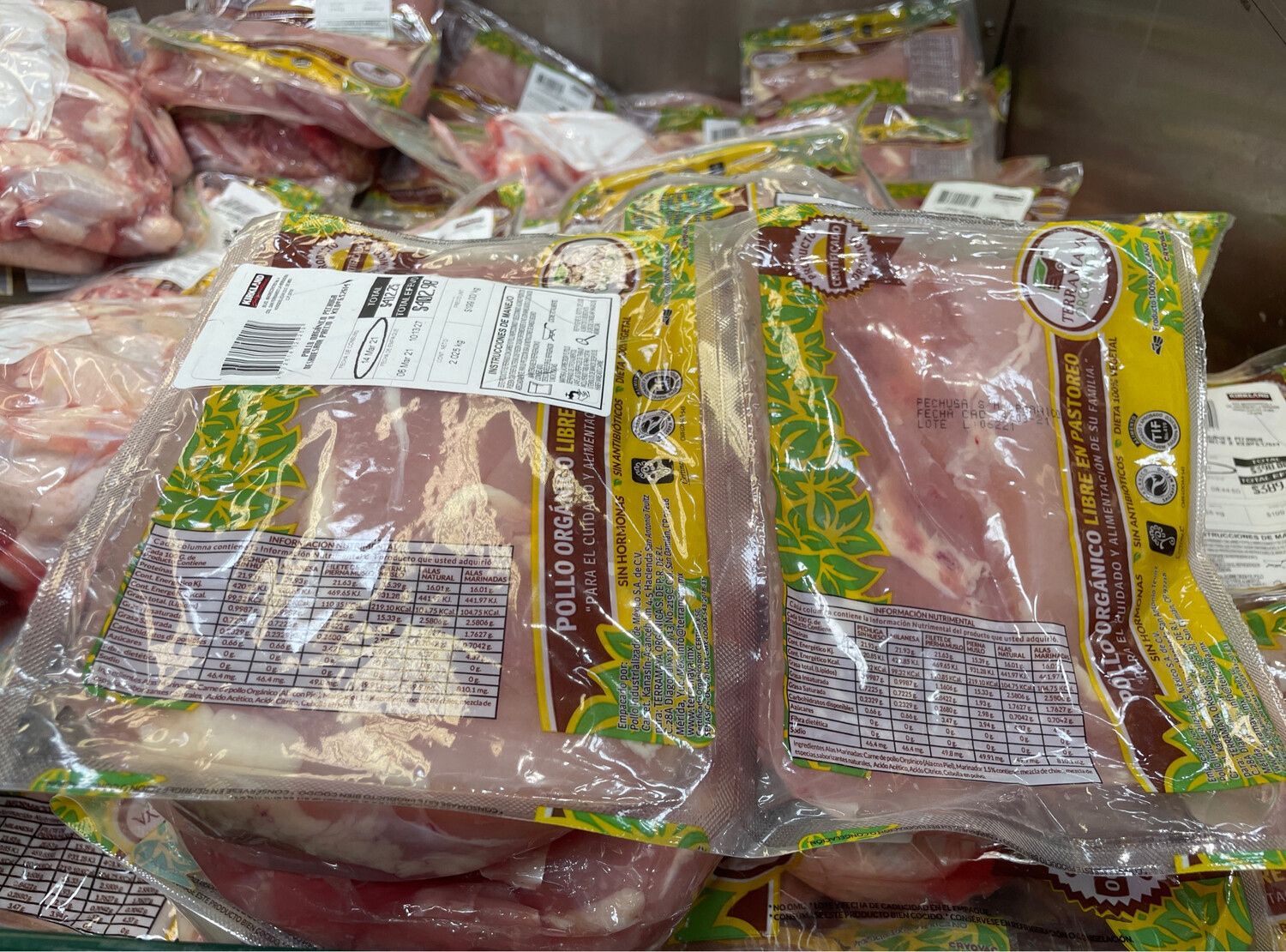 Kirkland Boneless/Skinless Organic Chicken Breast - 2 Pack (Price per Kilo around 2kg Total)