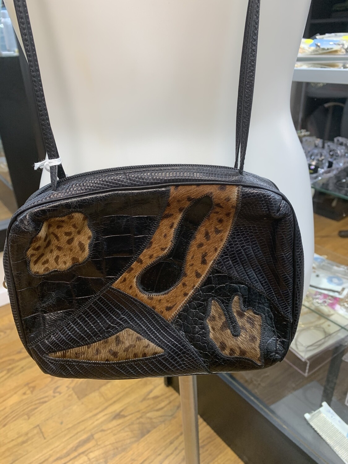Vintage Sharif crossbody