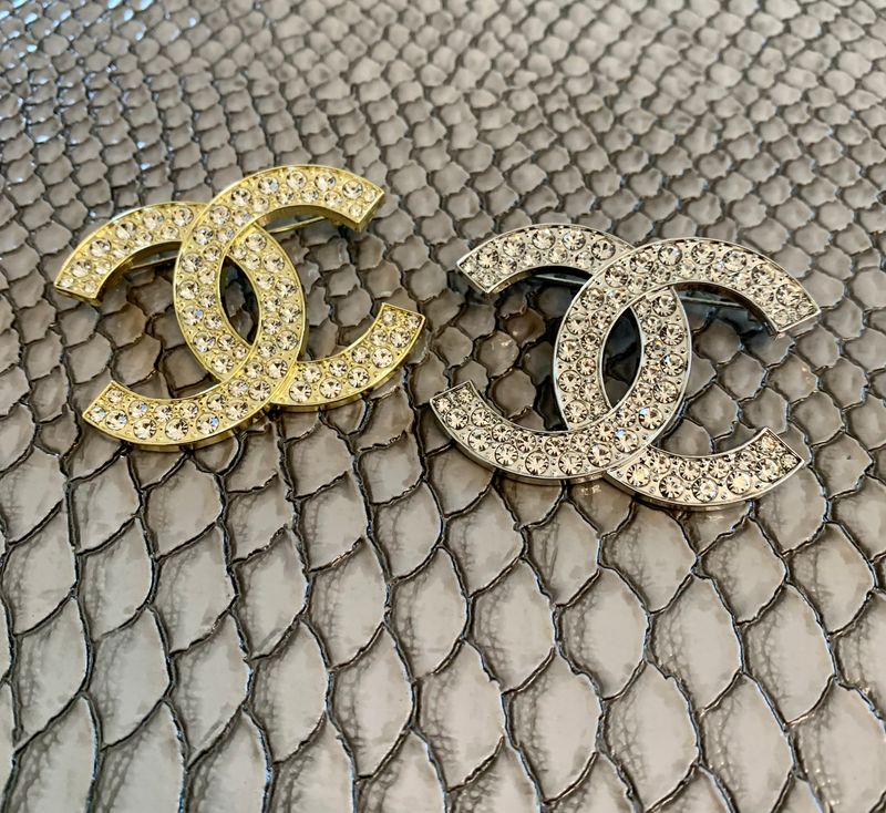 Brooches 5