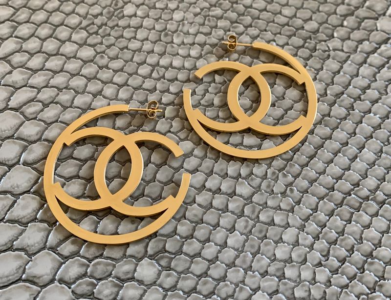 Stainless steel C earrings