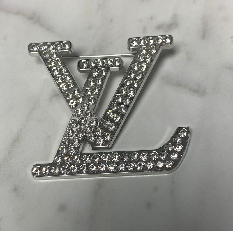 Lv silver/rhinestone