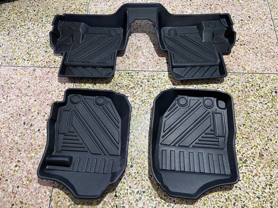 Moulded High Walled Floor Mats - Gen 4 (3 Door) - Manual Transmission