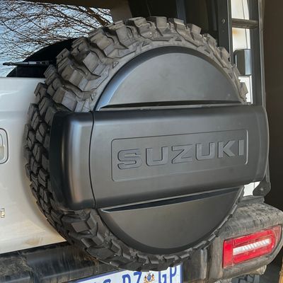Roaming Horizon Spare Wheel Cover (Plain Black)