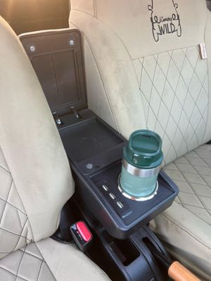 Suzuki Jimny Armrest &amp; Cup Holder