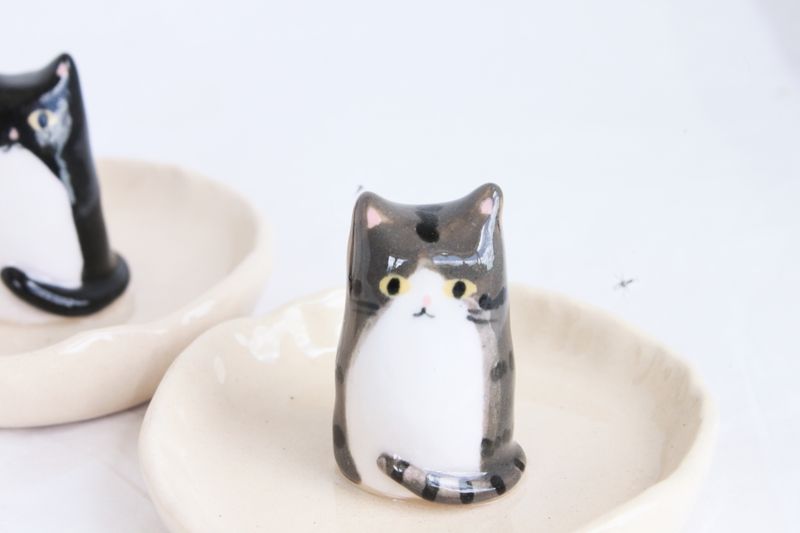 Kitty cat trinket dish