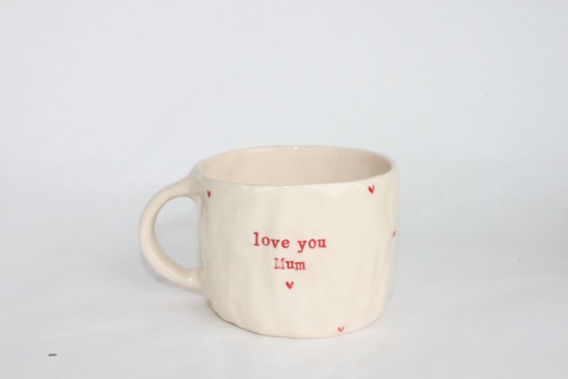 'love you Mum' mug - hearts