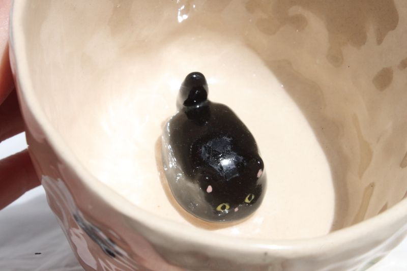 Kitty Cat Mug - Black Loaf cat
