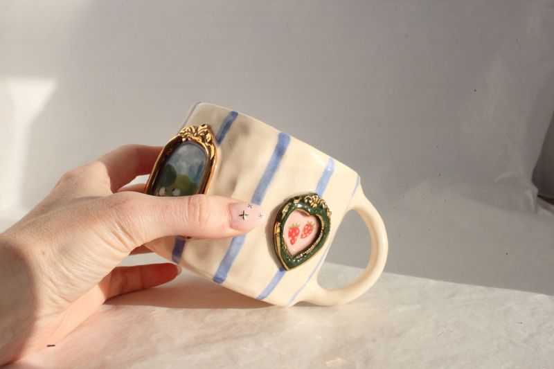 Gallery Mug - blue stripes