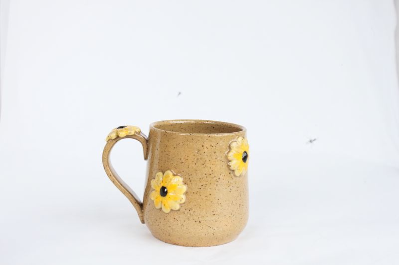Flower Mug - speckled yellow