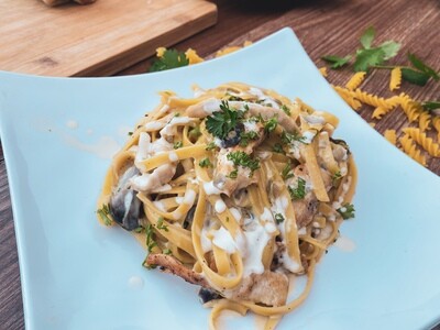 Creamy Chicken Mushroom Alfredo