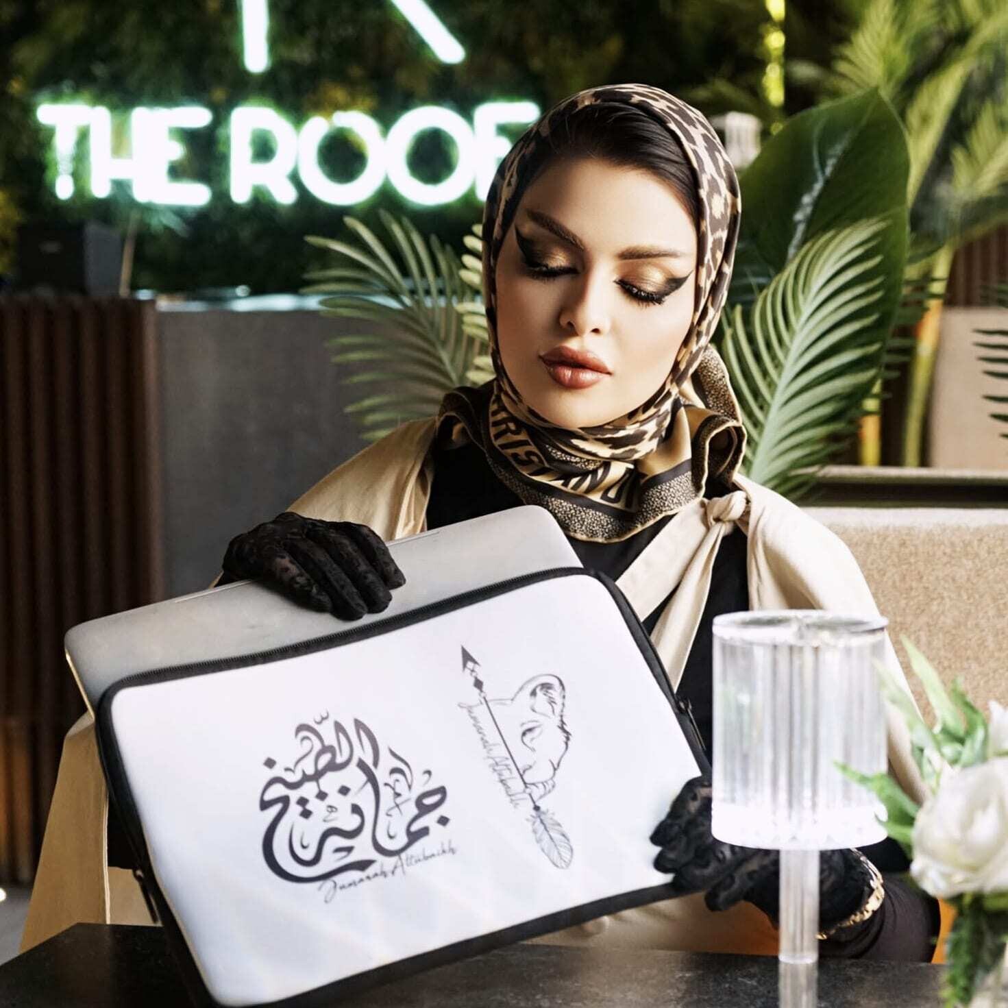 حافظة اللابتوب المطبوعه حراريا
