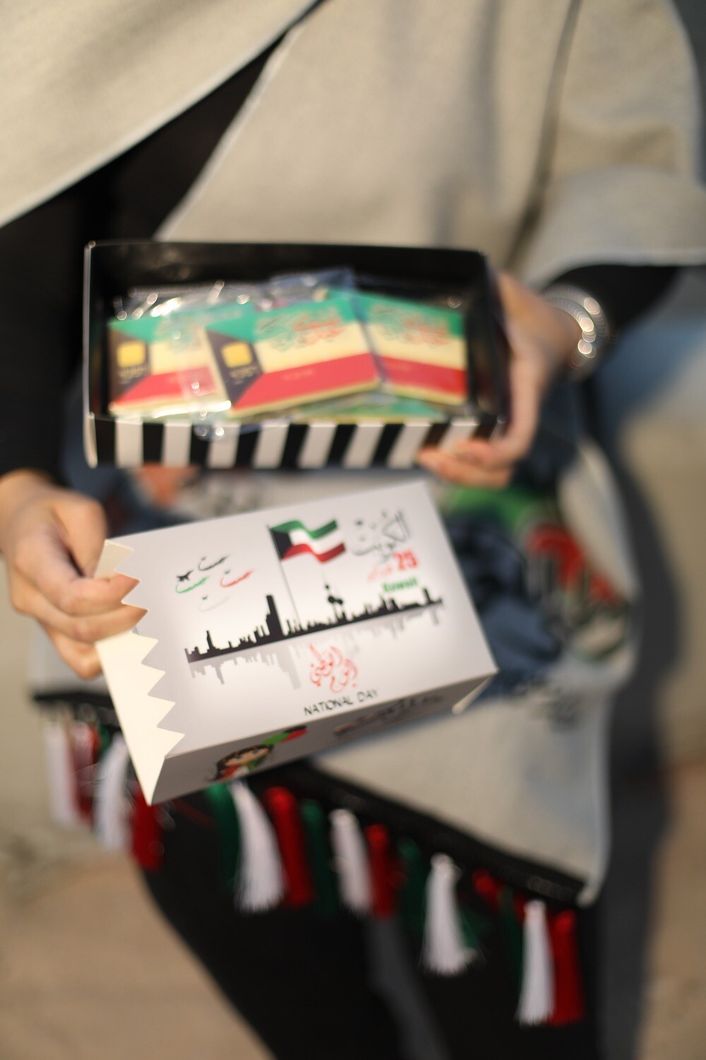 شوكلت بطاقات العيد الوطني الروعه