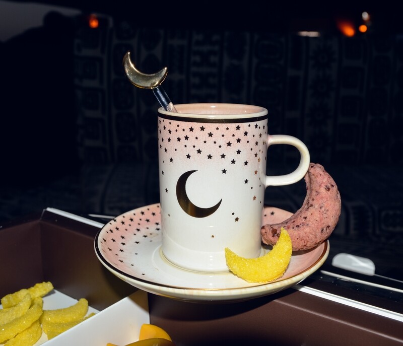 علبة ضيافة الهلال