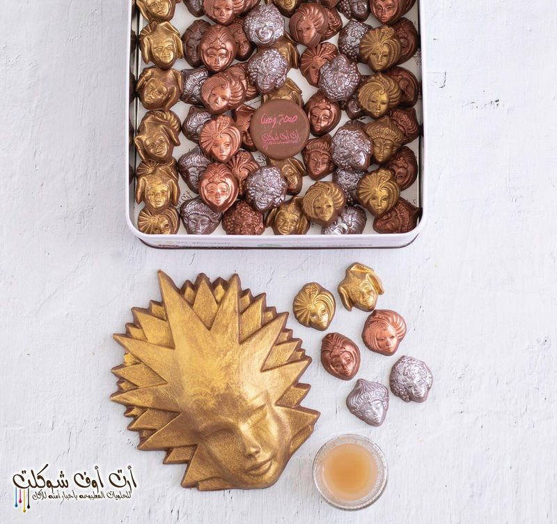 شوكلت الاقنعه