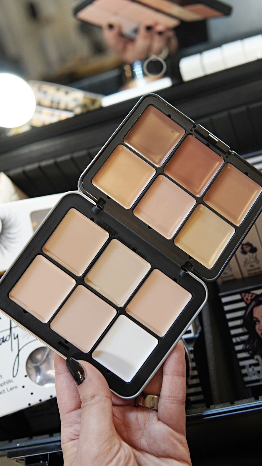 vegan foundation pallet لوحة كريم الاساس