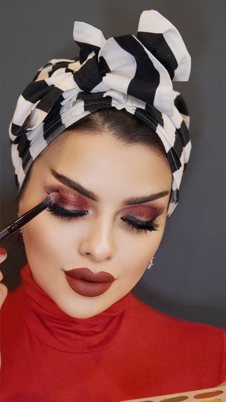 vegan shadow pallet  ظلال الجفون