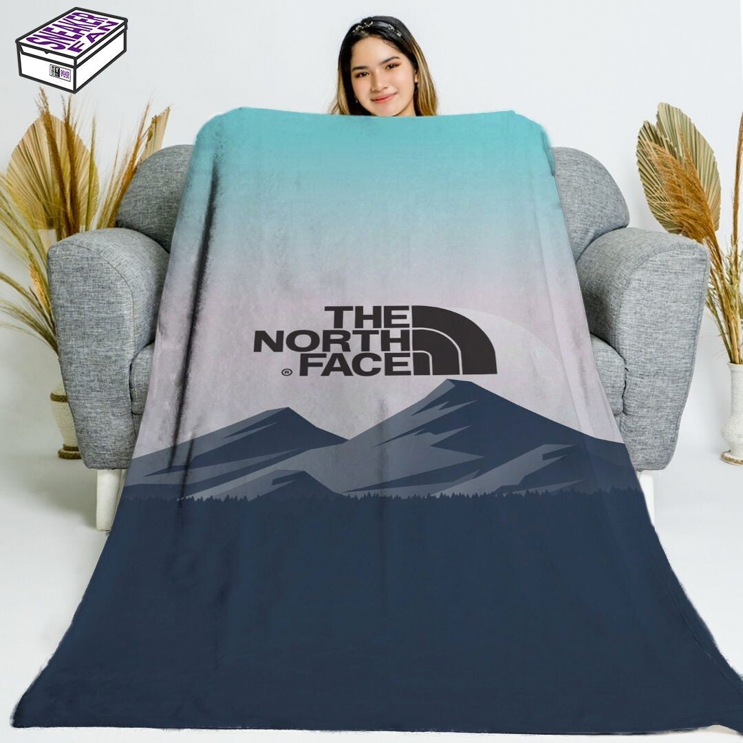 The Noxxx Faxx - Plaid in pile