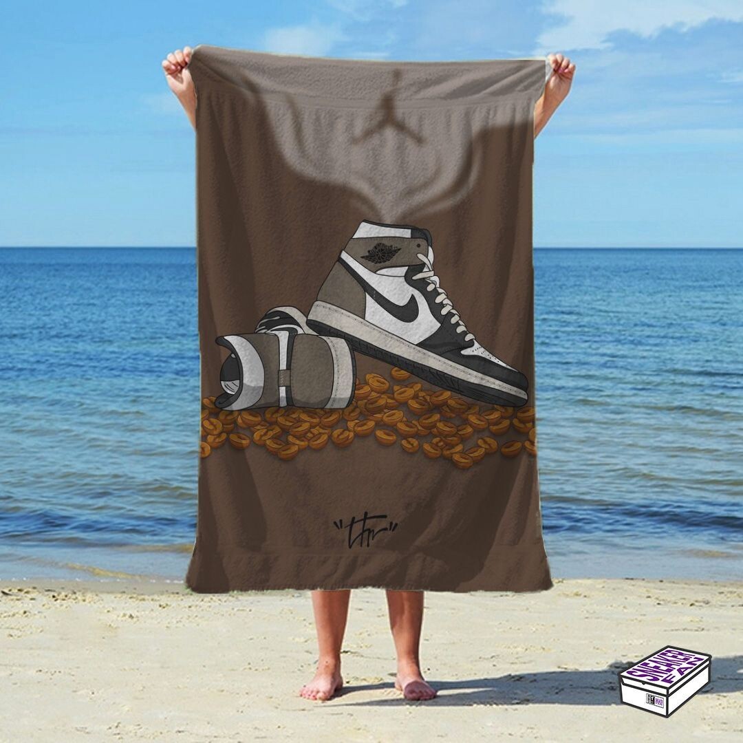 Mocha - Telo mare