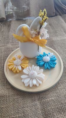 Schlappohrhase gelb mit Blumen und Duft