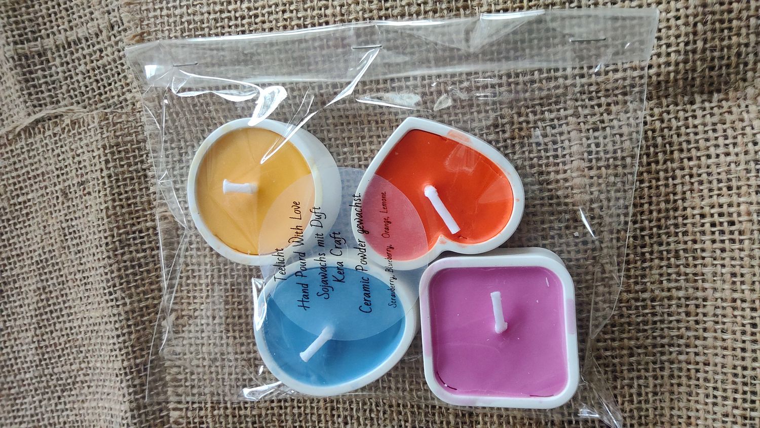 Teelicht in Ceramicform gegossen, verschiedene Farben b,l,g,o. und Düfte handmade