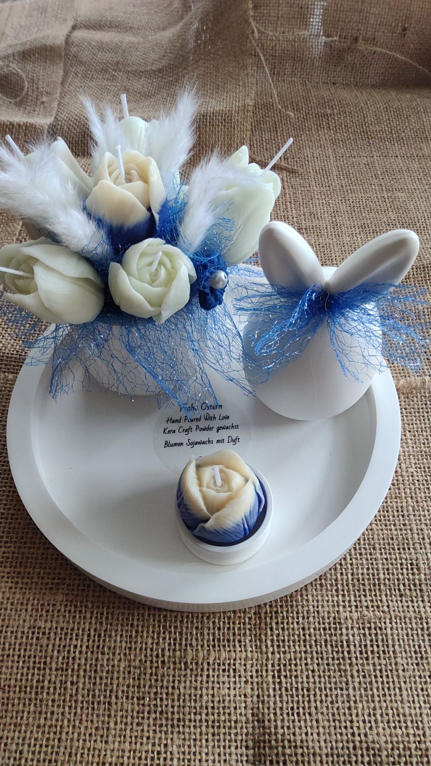 Osterstrauß weiß/blau mit Hase und Duft