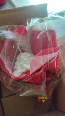 Blumenkerze aus Sojawachs weiß/rot mit Duft Lavendel handmade