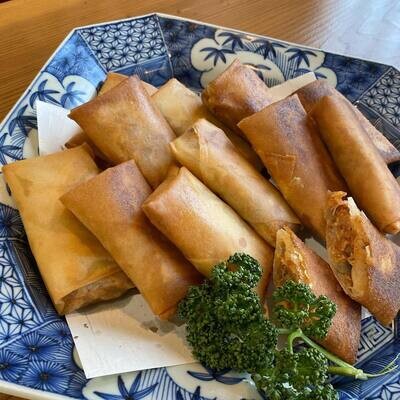 ナスとトマトの味噌チーズ春巻き