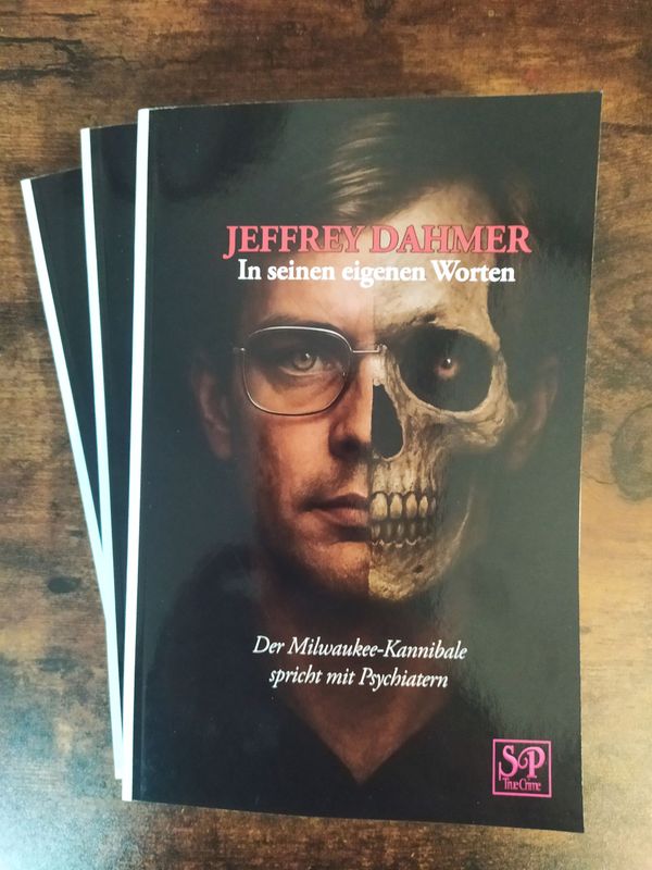 Dahmer - Die Psychiatrischen Gutachten (German paperback, signed)