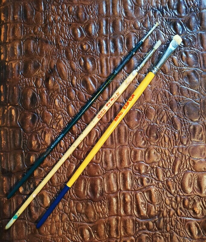 Nico Claux art used brush Nico Claux art used brush