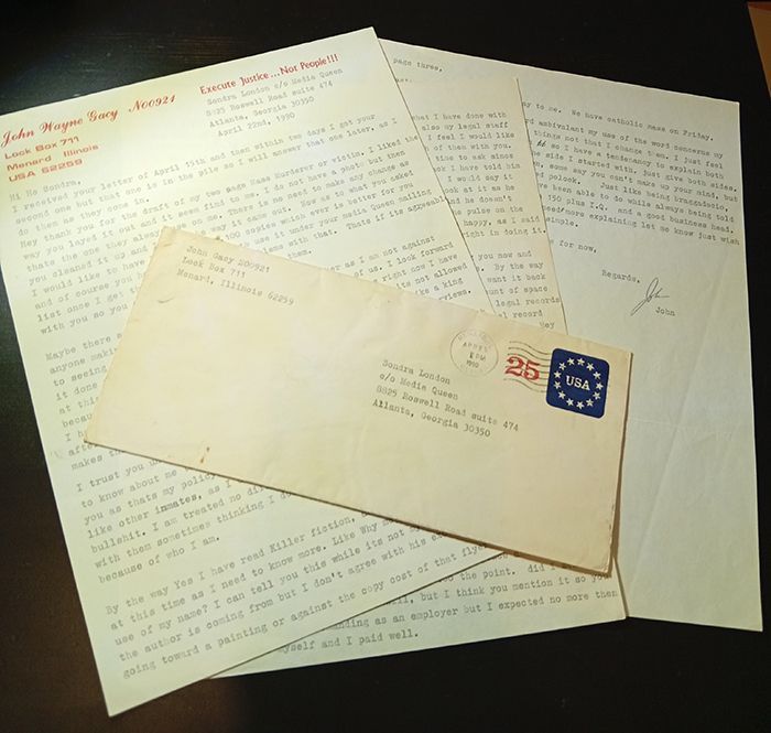 John Wayne Gacy letter and envelope to Sondra London John Wayne Gacy letter and envelope to Sondra London