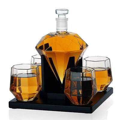 Diamond Drinking Vessel With 4 Cups Whiskey Wine Set