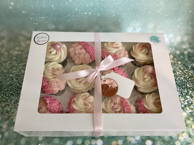 Ladies Cupcakes Design 2 with Paper Tag &amp; Acrylic Tag &amp; Sprinkles