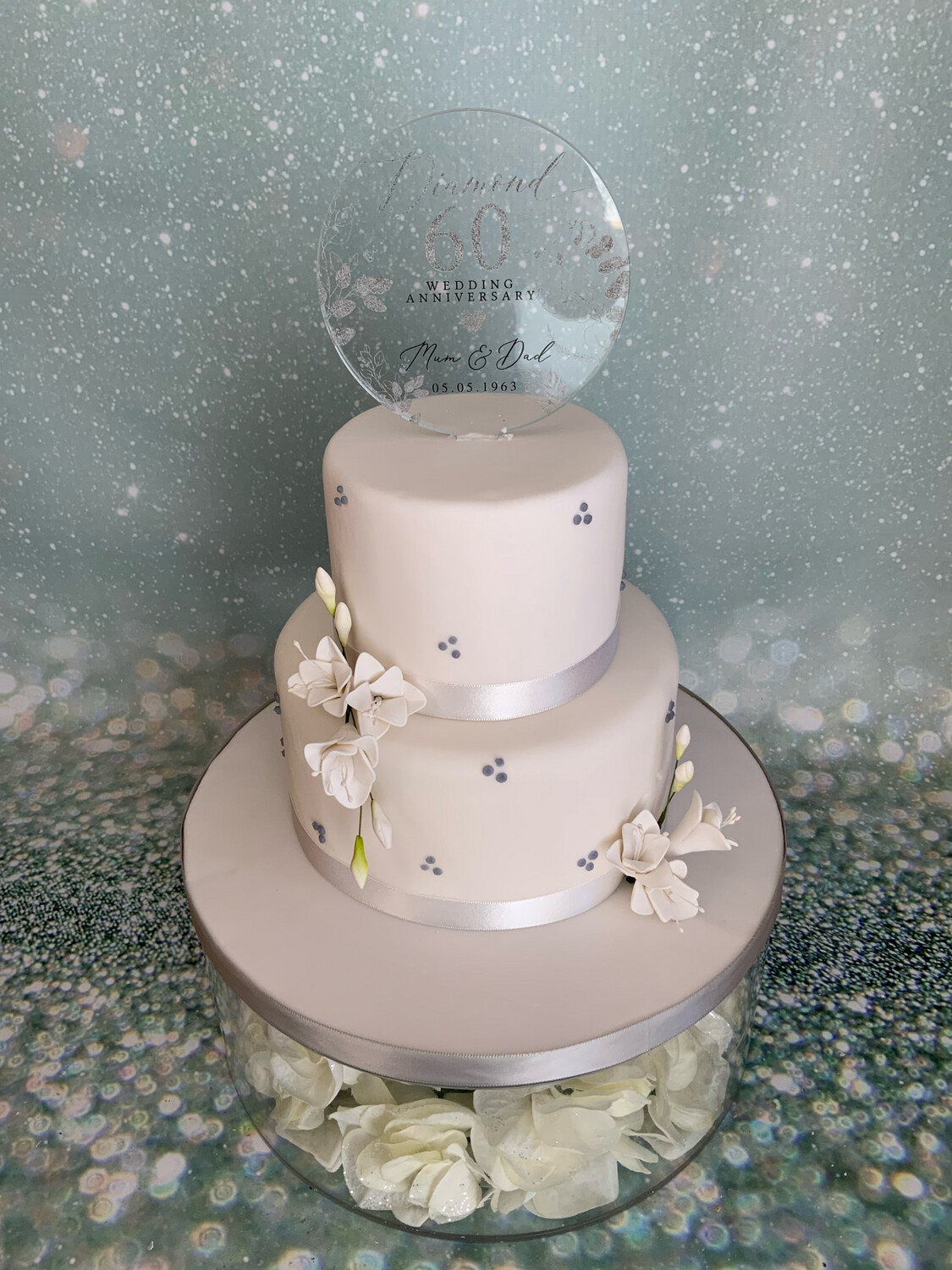 2 Tier Anniversary With Acrylic Paddle Topper