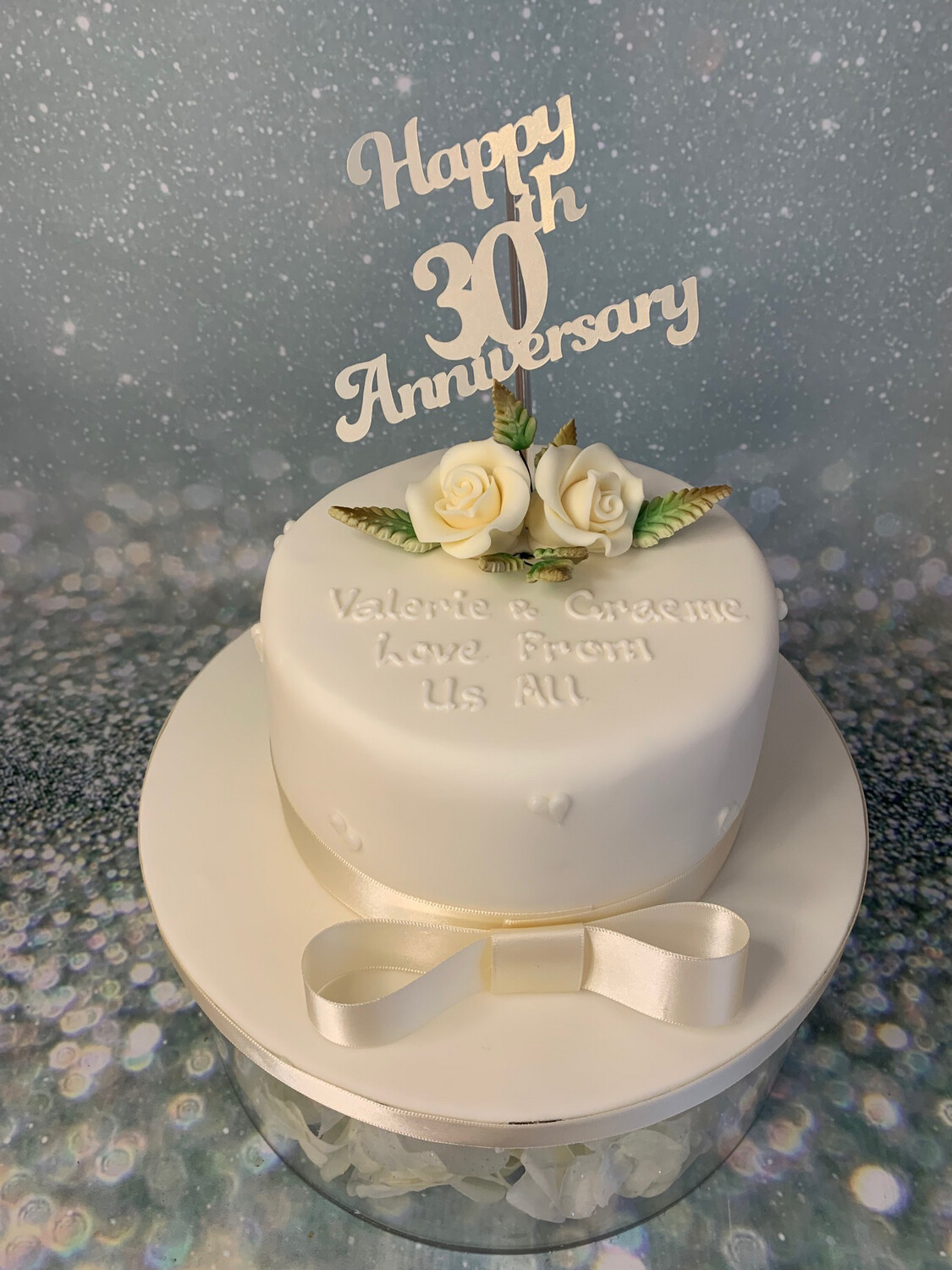 Anniversary/Engagement Roses &amp; Personalised Topper 1 Tier