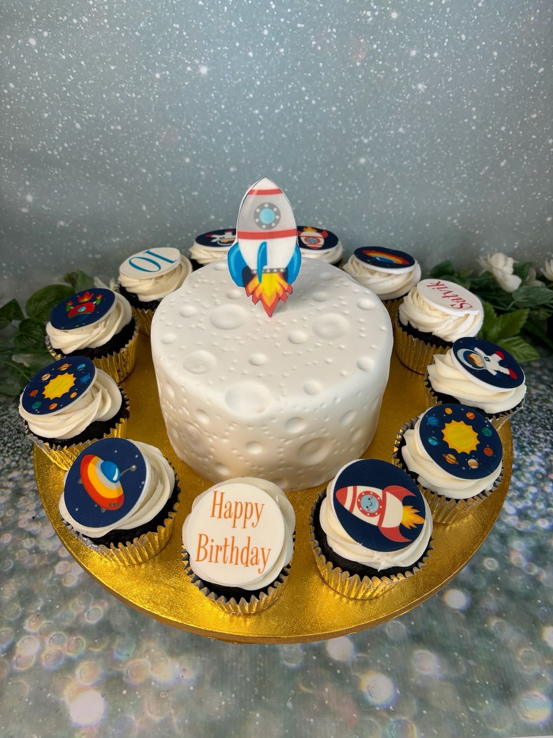 Moon/Rocket &amp; Cupcakes