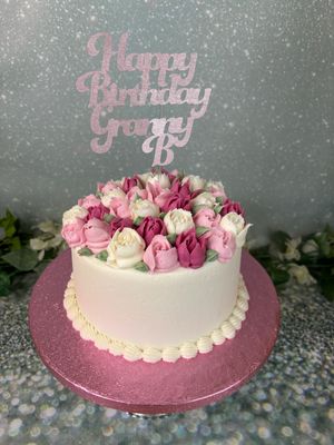 Piped Flowers &amp; Leaves