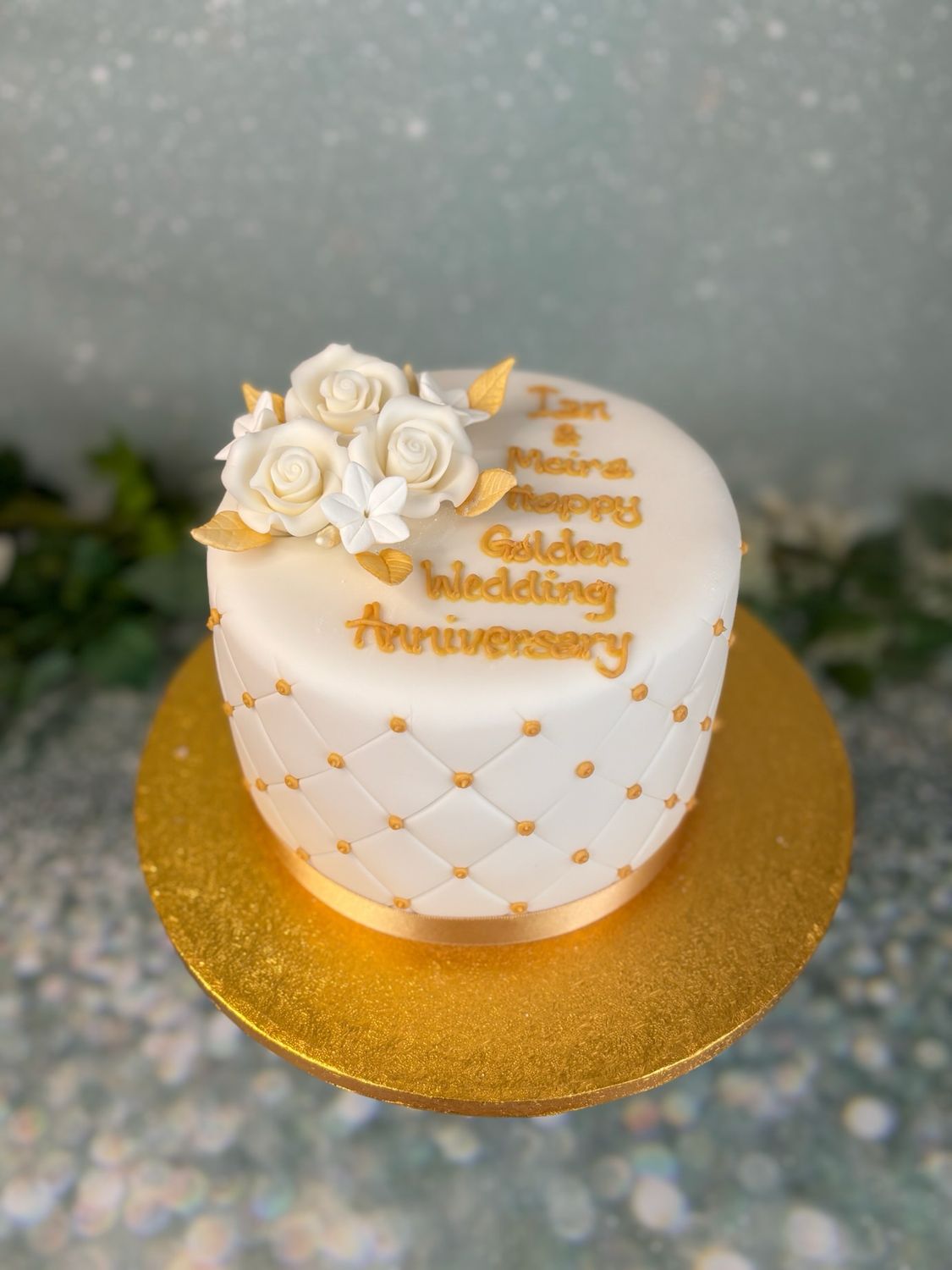 Anniversary Quilted 1 Tier With Flower Spray
